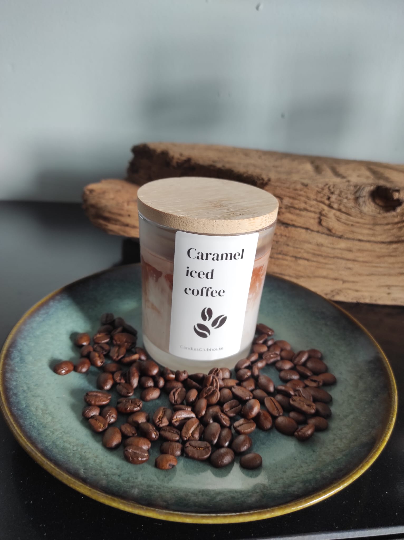 ☕ Duftkerze „Caramel Iced Coffee“ – Gemütlicher Café-Duft für dein Zuhause